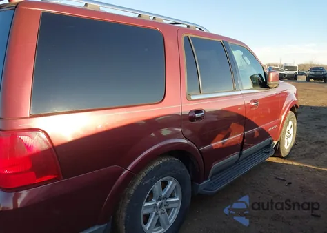 2003 Lincoln Navigator from USA, damaged, VIN 5LMFU28RX3LJ28710